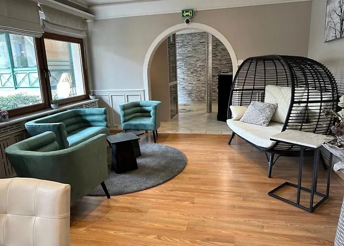Hotel Le Divona Au Coeur De 3*