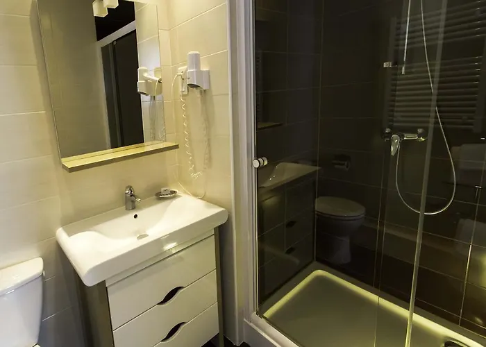 Le Divona Au Coeur De Hotel 3*