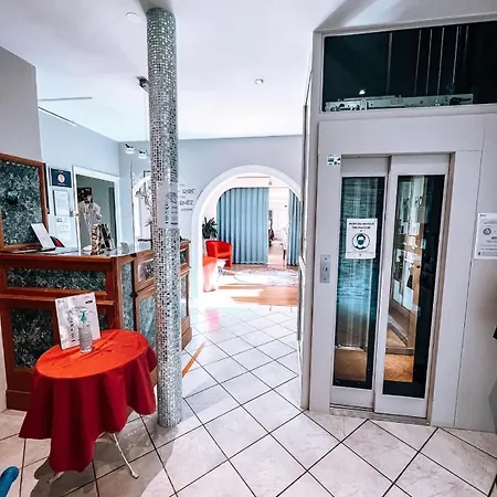 Hotel Le Divona au coeur de Divonne Hotel