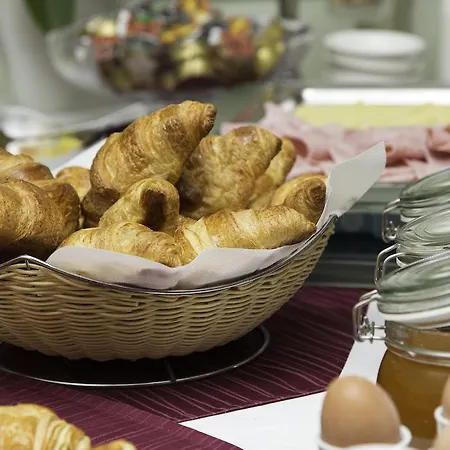 Le Divona Au Coeur De Divonne-les-Bains